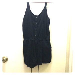 Old Navy black romper with drawstring